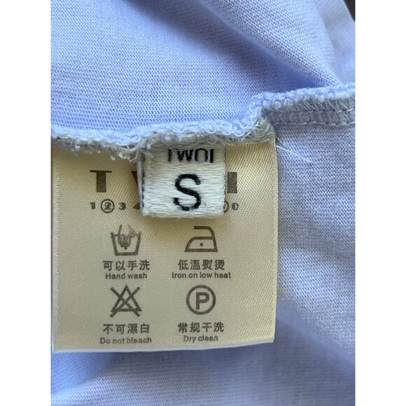 TWOI Crewneck T-shirt periwinkle blue casual everyday basics neutral women’s - Picture 7 of 9